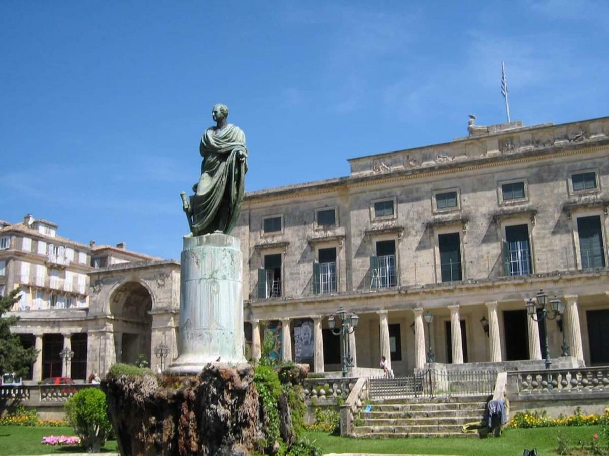 Aay- Best Corfu Town & Sea Apart 2Bedroom Renovated + Lift / Comfy&Design+Wifi 外观 照片